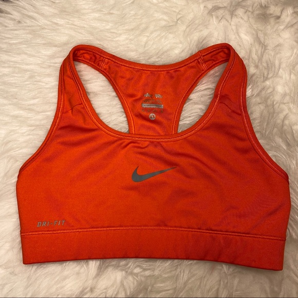 Women’s Nike DRI-FIT Sports Bra - Picture 2 of 3